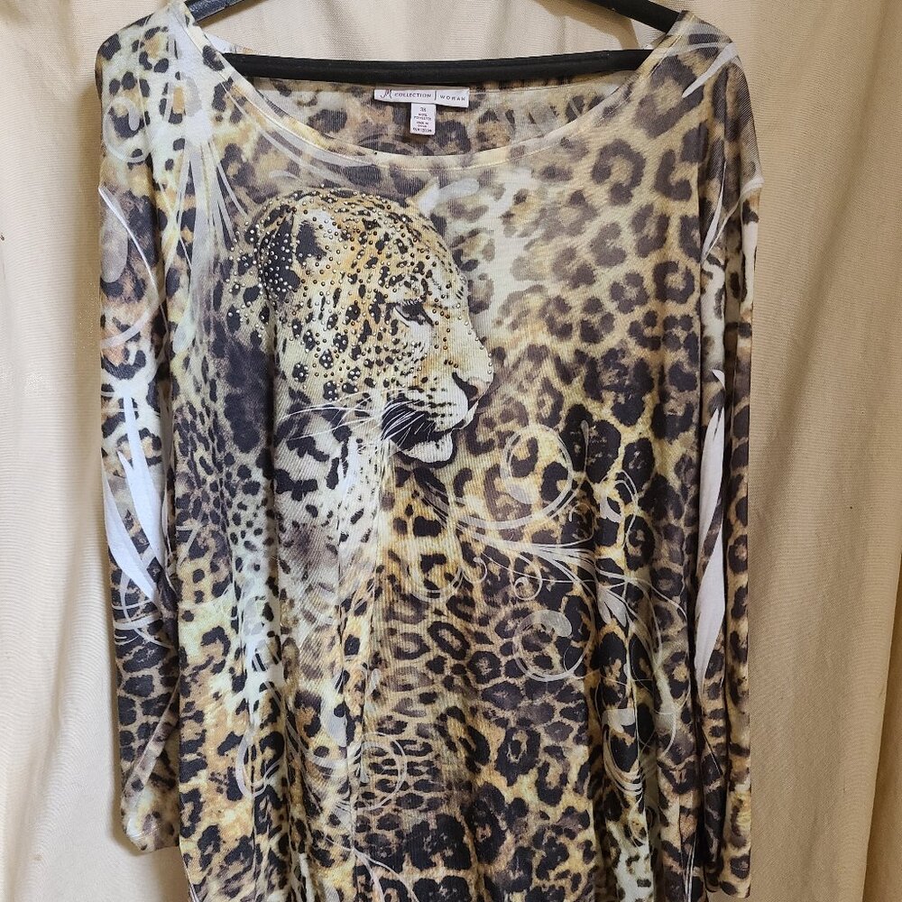 Top, long sleeved, Plus Size. Leopard print. M collection